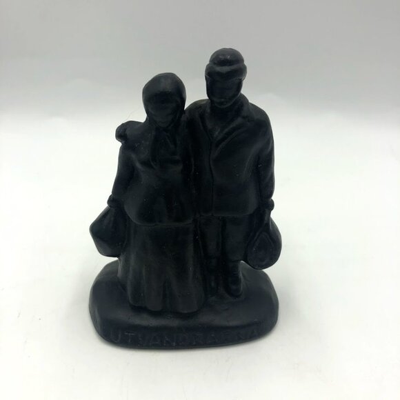 Vintage Cast Iron Utvandrarna Swedish Immigrant - Picture 2 of 11